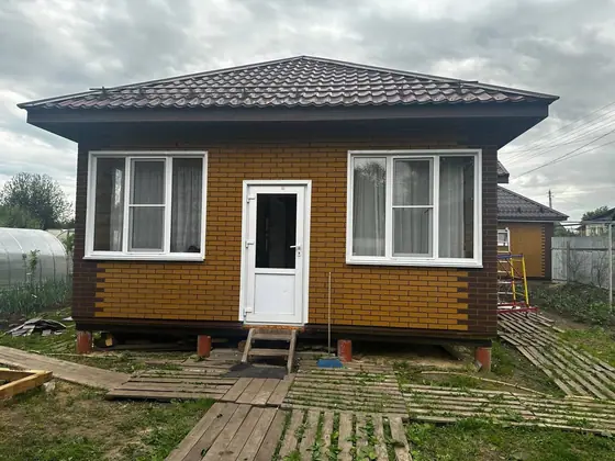 Фасад в похожем оттенке
