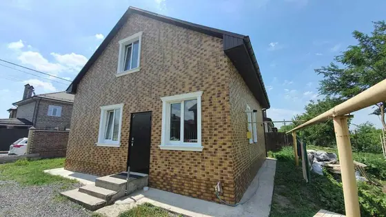 Фасад в похожем оттенке