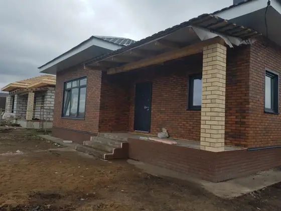 Фасад в похожем оттенке