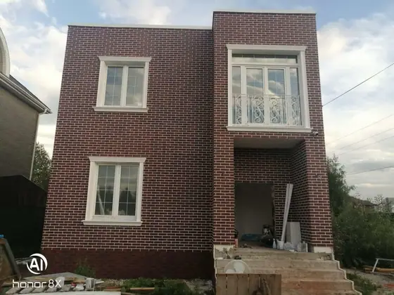 Фасадный декор на доме