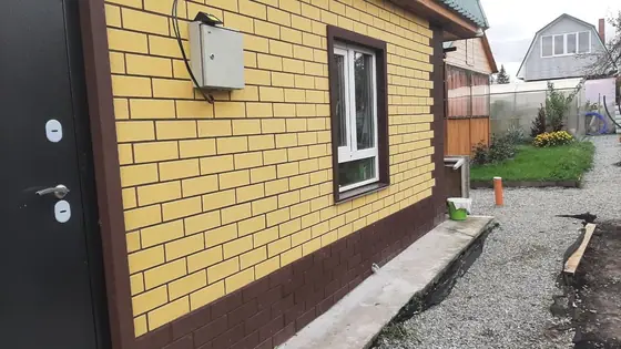 Фасад в похожем оттенке