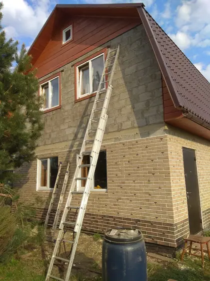 Фасад в похожем оттенке