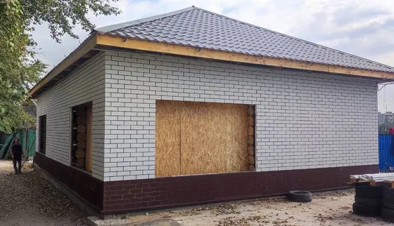 Фасад в похожем оттенке