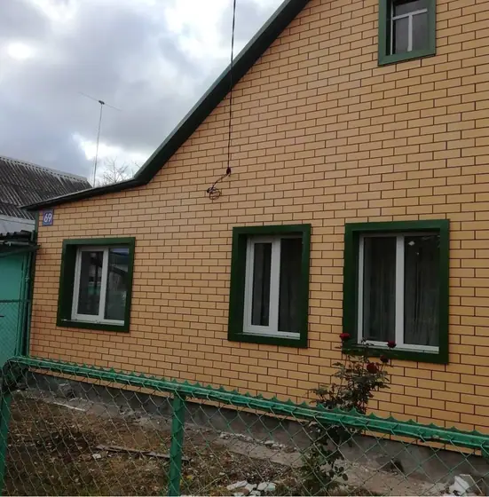 Фасад в похожем оттенке