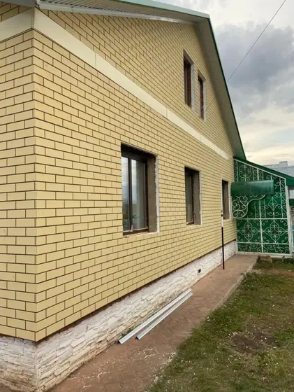 Фасад в похожем оттенке