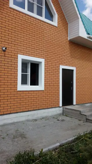 Фасад в похожем оттенке